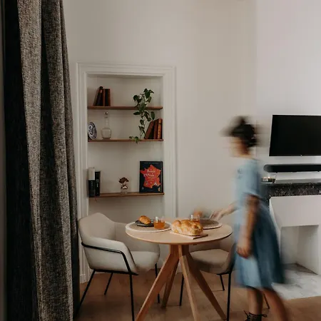 Appartement Le Nid Du Chateau - Cocon Avec Bagagerie *