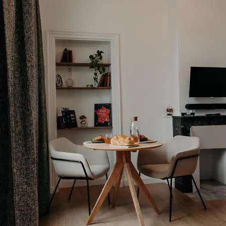 Appartement Le Nid Du Chateau - Cocon Avec Bagagerie *