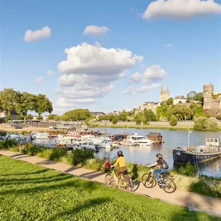 Le Nid Du Chateau - Cocon Avec Bagagerie Appartement *